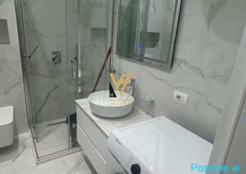 JEPET APARTAMENT+GARSIONERE ME QERA NE QENDER 1.500 EURO - 6/8