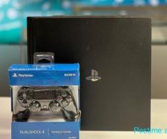 SONY PLAYSTATION 4
