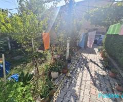 0683005058 Shitet Shtëpi dhe Dyqan Buze Rruge në Shkozet