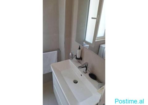 Apartament 2+1 me Qira në Rrugën e Kavajës, 107 m² - 8/10