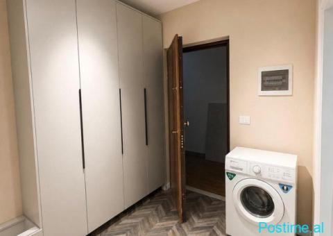 JEPET ME QIRA APARTAMENT 1+1+BALLKON 'KRISTAL CENTER , KOMUN - 4/5