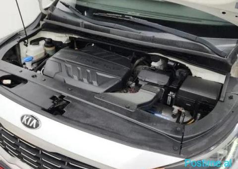 Kia Carnival 9 seater luxury - 7/10