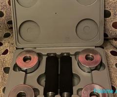🏋️‍♂️ Set Peshash (Dumbbells) me Valixhe – 2x 2.5 kg 🏋️‍♂️
