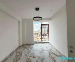 ME QERA AMB. BIZNESI💻 Rr. e Kavajes | 850€/Muaj