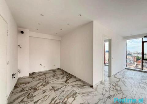 ME QERA AMB. BIZNESI💻 Rr. e Kavajes | 850€/Muaj - 7/9