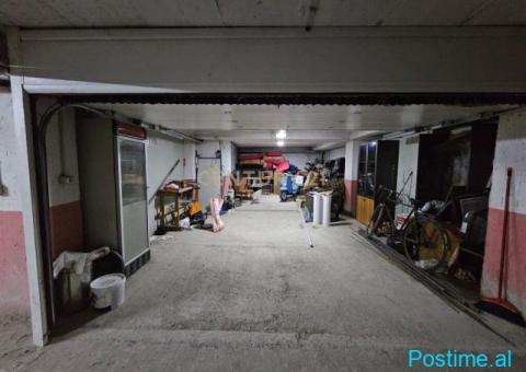 POSTE PARKIMI PER SHITJE NE RRUGEN HOXHA TAHSIM - 2/2