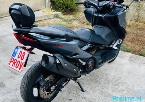 Yamaha Tmax - 8/9