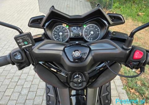 Yamaha Xmax 300 tech max - 8/10