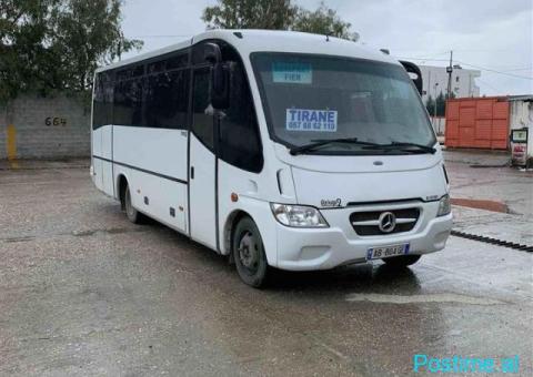 Mercedes Beluga 818 - 1/8
