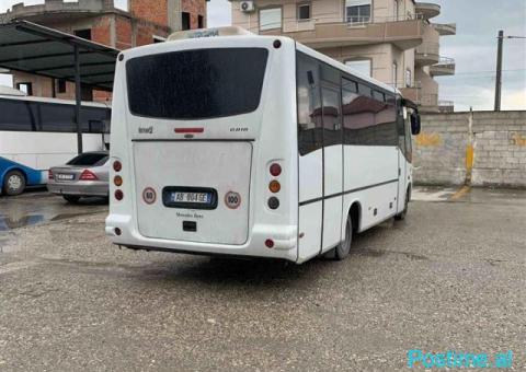 Mercedes Beluga 818 - 4/8