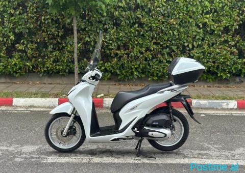 Honda sh 125 cc 2020 - 6/8