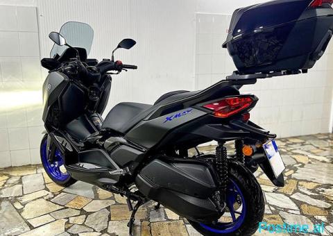 YAMAHA X-MAX 300cc X MAX Viti 2024 me 1800 km i bler me 0 - 5/10