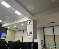 ZYRE ME QERA,KRISTAL CENTER,1.200 EURO.