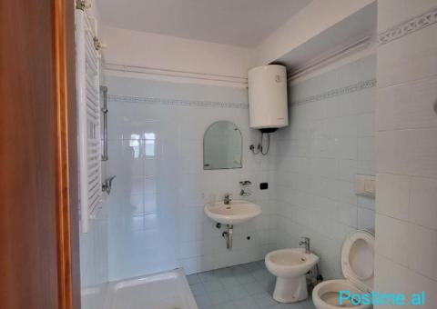 🏢 JEPET ZYRË ME QIRA – QENDËR - 3/6
