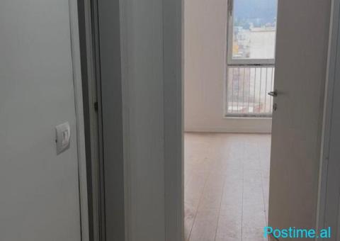 ZYRE ME QERA 70 M2 RRUGA E ELBASANIT 600 EURO - 2/3