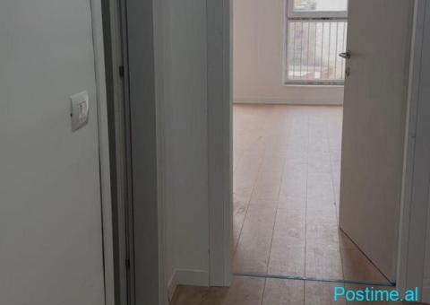 ZYRE ME QERA 70 M2 RRUGA E ELBASANIT 600 EURO - 3/3