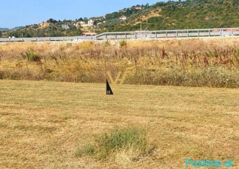 SHITET TOKE ARE 4.300 M2 NE BERXULLE 125.000 EURO