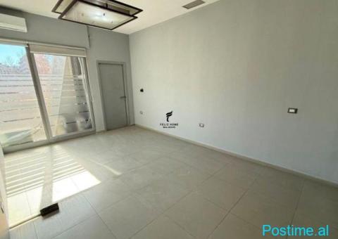 ZYRE ME QERA 220 M2 RRUGA E KAVAJES 4.400 EURO FH-72079 - 2/3