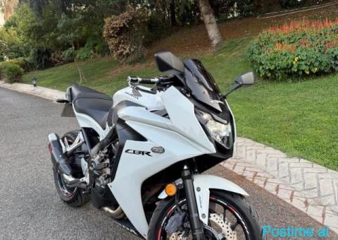 Honda Cbr 650F - 2/6