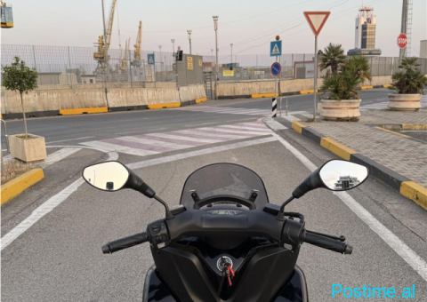 Yamaha tricity 125 - 4/10