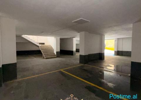 19456677 🏡 SHITET 8 POSTE PARKIMI HYRJE PRIVATE ☝🏼 - 4/5