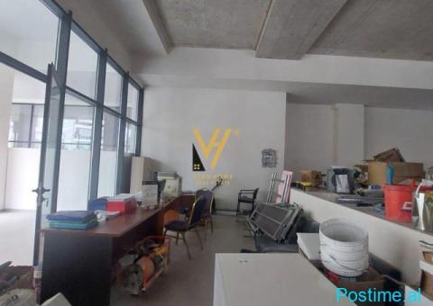 JEPET DYQAN 100 M2 ME QERA TE KOMUNA PARISIT 2.500 EURO - 1/3