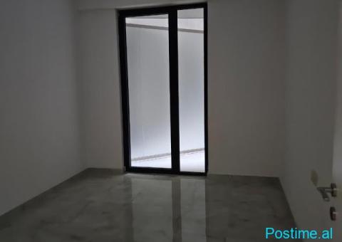🏢 Jepet me Qira Ambient Zyre – Rruga Mine Peza, Tiranë - 6/6