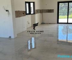 AMBIENT BIZNESI TRIPLEX ME QERA STACIONI I TRENIT 750.000 LE