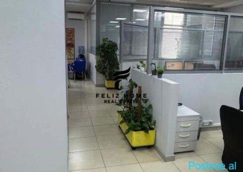 ZYRE ME QERA 916 M2 RRUGA E KAVAJES 18.000 EURO - 1/6