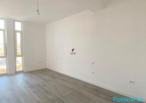 ZYRE ME QERA 70 M2 KOMUNA E PARISIT 70.000 LEKE FH-74587 - 1/3