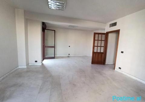 🏢 JEPET AMBIENT PËR ZYRA ME QIRA – TORRE DRINI | QENDER - 1/7