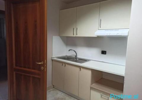 🏢 JEPET AMBIENT PËR ZYRA ME QIRA – TORRE DRINI | QENDER - 3/7