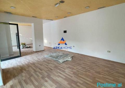 SHITET AMBIENT BIZNESI 60 M2 'FILLIM I RRUGES BULEVARDI I RI