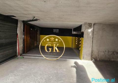 ID 20775904 SHITET GARAZHD QENDER DURRES PRANOHET MAKIN PUNE - 8/10