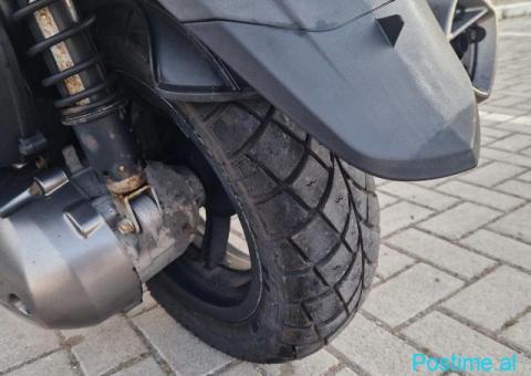 Kymko Downtown 300cc - 2/4