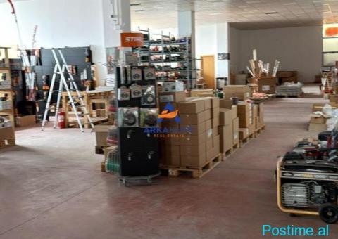 JEPET MAGAZINE ME QERA 500 M2 'MBIKALIMI I RINASIT' 2000 EUR - 2/5