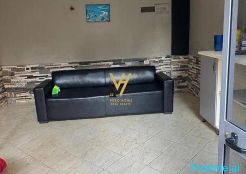 JEPET DYQAN 50 M2 ME QERA TE RRUGA E KAVAJES 40.000 LEKE