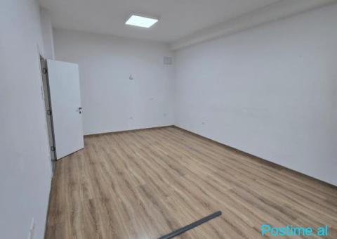 📌 JEPET ZYRË ME QIRA TEK SQUARE 21 - 3/8