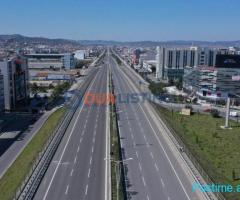 SHITET TOKË NË BUZË AUTOSTRADE – SUPER MUNDËSI INVESTIMI