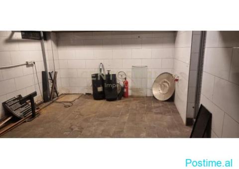 Ambient Komercial 103 m² me Qira – Lulishtja “1 Maj” - 1/4
