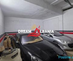 Shitet garazh,me 2 poste parkimi Mine Peza(4181130)