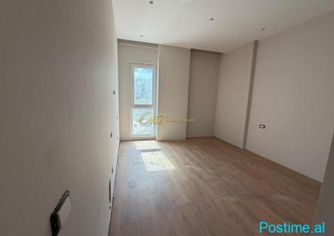 KOMUNA E PARISIT AMBIENT ZYRE PER QERA - 4/4