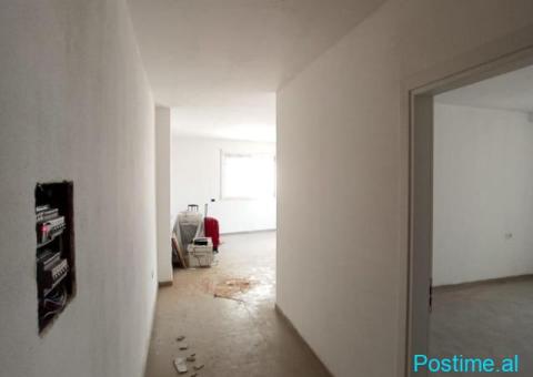 🏢 Zyrë me Qira tek Donika center Afer qendres - 1/9