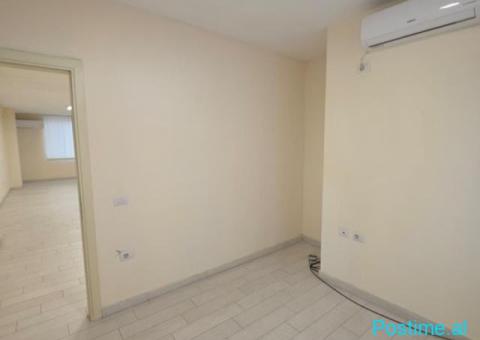 Me Qira: Zyrë 140 m² me 4 Ambiente Pune 2 WC🚾 📍 Pazari Ri - 7/8