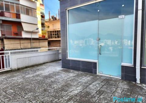 Shitet: Amb i persht. per Zyre | Selitë | 50,000 Euro - 5/9