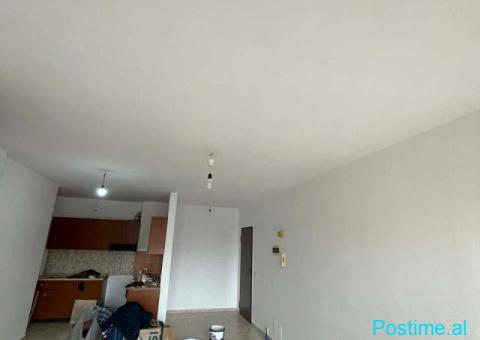 ZYRE ME QERA 96 M2 ISH FUSHA E AVIACIONIT 55.000 LEKE - 2/3