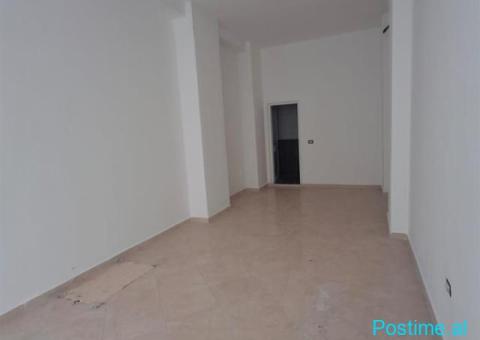 Shitet ambjent Biznesi , HZona Ujesjellesit, Durres.