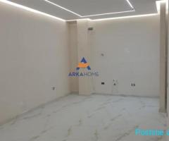 AMBIENT BIZNESI ME QIRA 74M2 'BULEVARDI MIGJENI ASTIR' 1000