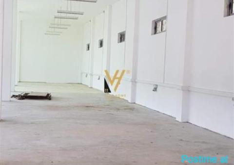 JEPET MAGAZINE 444 M2 ME QERA NE MARIKAJ , VORE 2.000 EURO - 1/4
