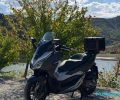 Honda Forza 300